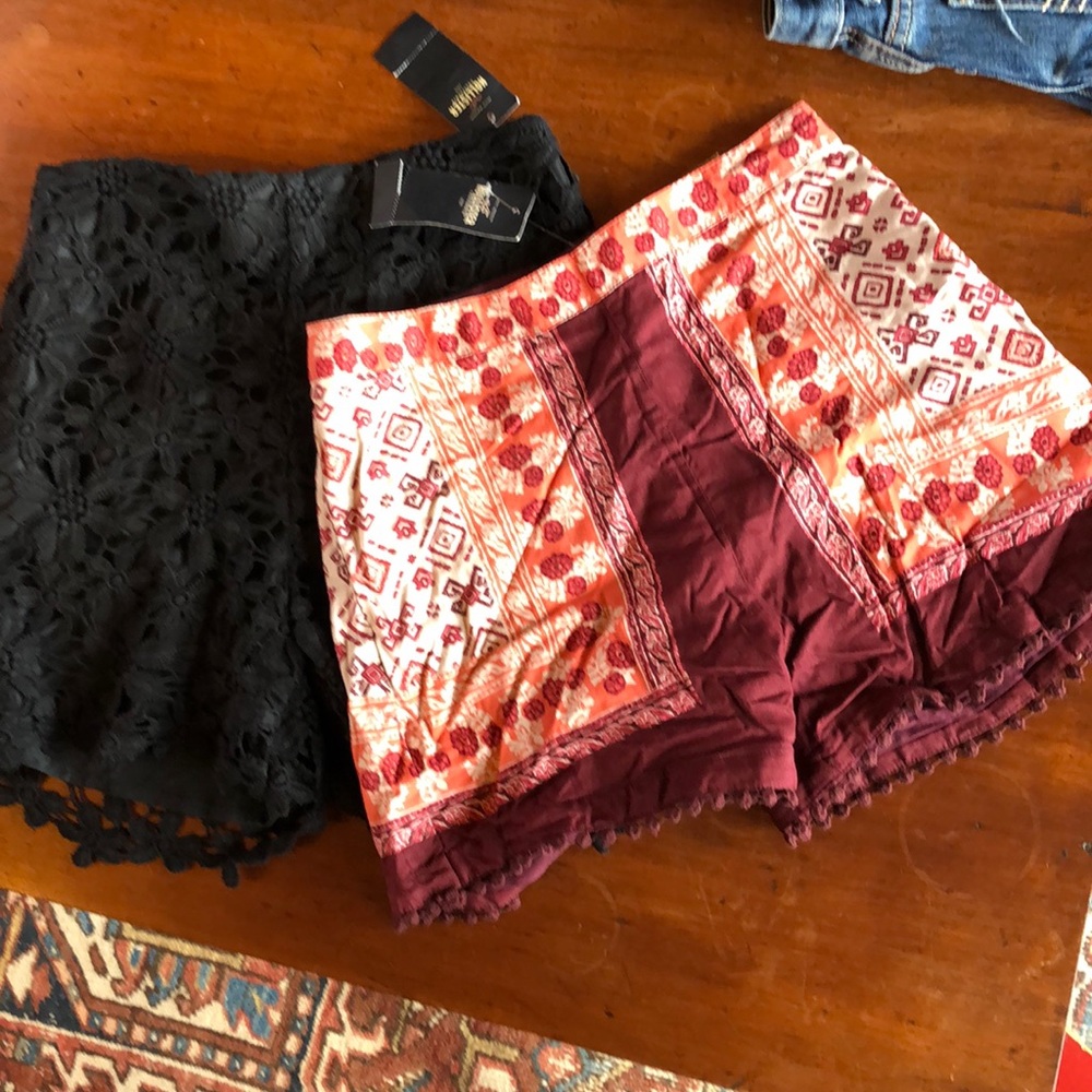 Two pairs Hollister shorts